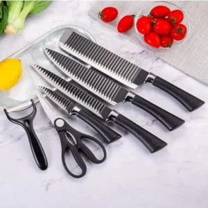 Conjunto de facas de cozinha com 6 lâminas afiadas e cabo ergonômico, kit completo para cortar carnes, legumes e frutas com precisão e praticidade.